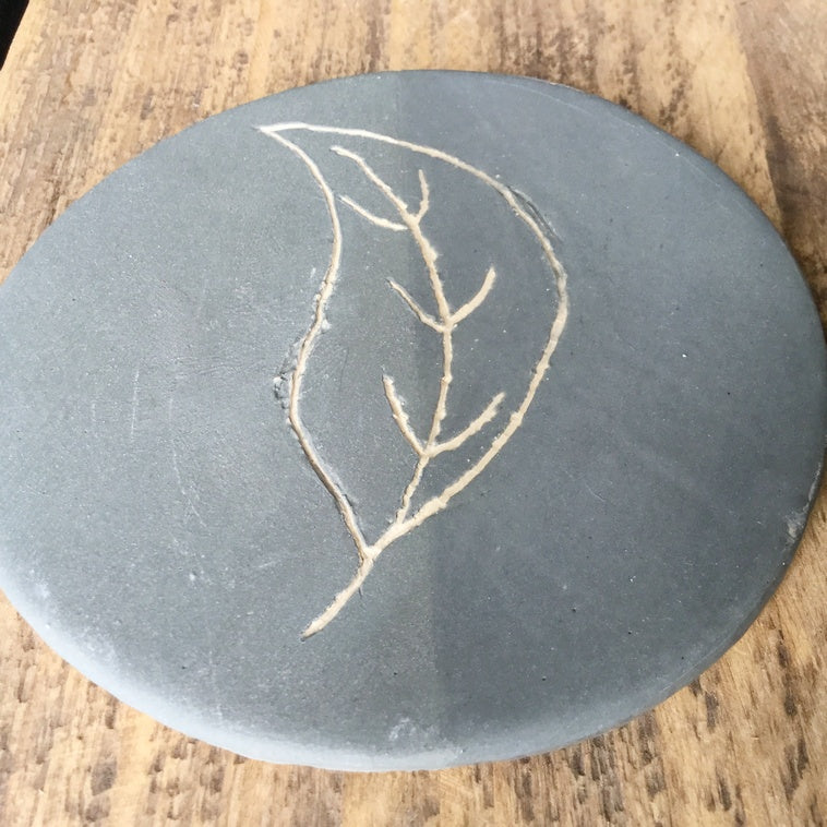 B9049 BOTZ ENGOBE GRIS 200 ML