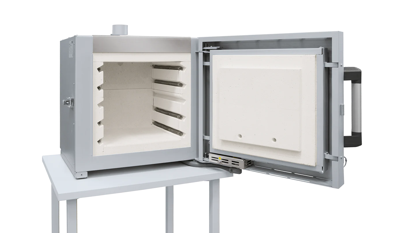 Four Nabertherm NE40 AC590 230V