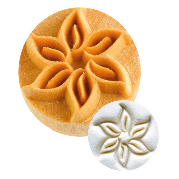 Tampon décoratif FLEUR bois rond ø 2,5 cm - L = 5cm