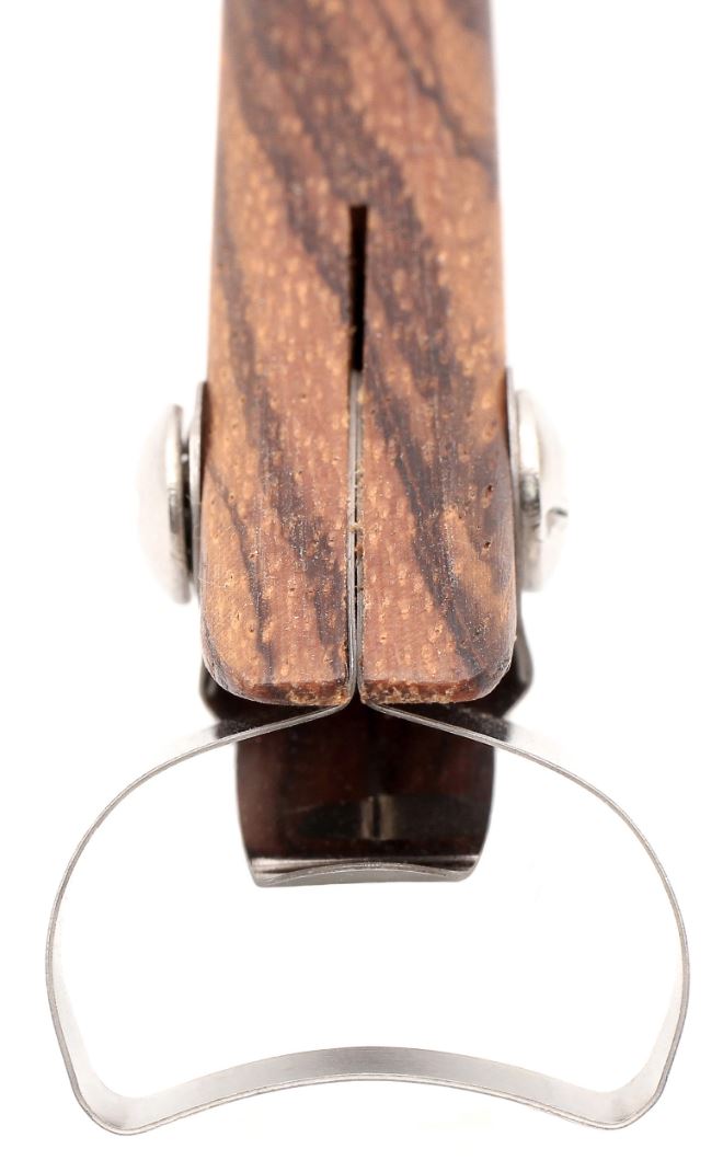 DCR4 EXTRUDEUSE A MAIN CONCAVE