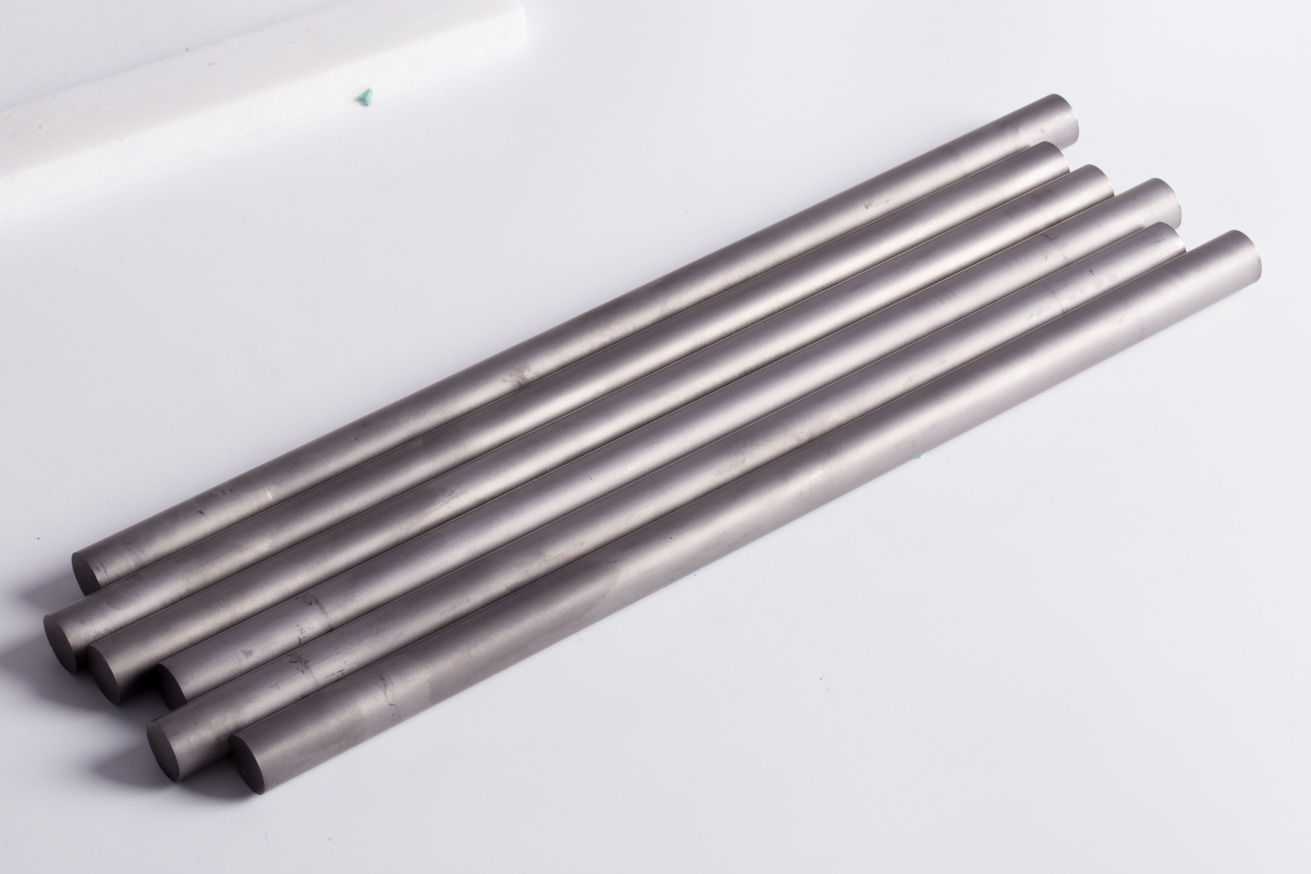 TIGE EN CARBURE DE SILICIUM Ø5X128MM